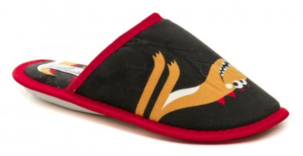 Celoroční domácí a přezůvková obuv s plnou špicí na nazouvání, vyrobená z textilního materiálu.