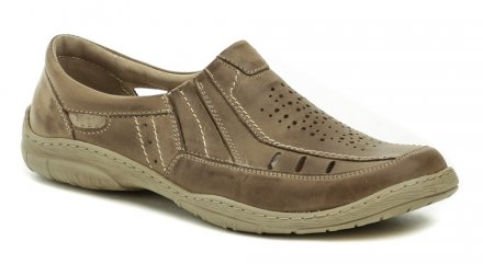 Pánská nadměrná letní vycházková obuv typu mokasíny, vyrobená z pravé přírodní kůže.