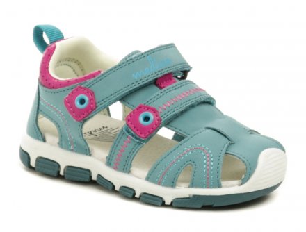 Dětská letní vycházková obuv typu sandály se zapínáním na dva pásky se suchým zipem. Obuv je vyrobená ze syntetického materiálu.