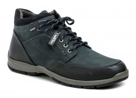 Pánská zimní vycházková obuv typu kotníčkové boty na šněrování. Obuv je vyrobená z přírodní kůže, uvnitř zateplená filcovou podšívkou a vybavená membránou TopDryTEX.