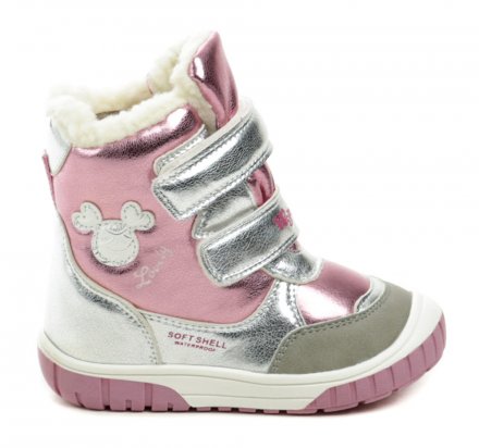 Dětská zimní kotníčková obuv se zalepováním na suchý zip, vyrobená ze syntetického a textilního materiálu a uvnitř vybavená chlupatou textilní podšívkou.