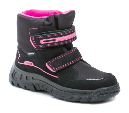 Dětská zimní vycházková kotníčková obuv se zapínáním na suchý zip, vyrobená z kombinace syntetického a textilního materiálu s povrchovou úpravou WATERPROOF.