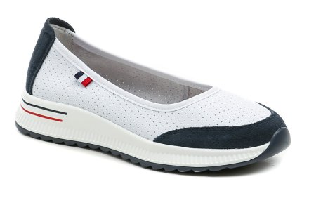 Dámská letní vycházková obuv typu mokasíny, vyrobená kompletně z pravé přírodní kůže.