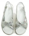 Karyoka 2024-660 stříbrné dámské nadměrné sandály na klínku | ARNO.cz - obuv s tradicí