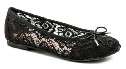 Dámská letní vycházková obuv typu baleríny, vyrobená z textilního krajkového materiálu.