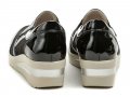 Wojtylko 7A22402c černá dámská obuv na klínku | ARNO.cz - obuv s tradicí