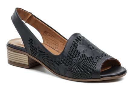 Dámská letní vycházková obuv s volnou špicí a páskem kolem paty. Obuv je vyrobená z pravé přírodní kůže.